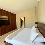 Casa Laak, Luxury Villa, 5 Bedroom 7 Bt, Heated Pool Villa Tulum