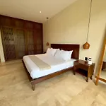 Casa Laak, Luxury Villa, 5 Bedroom 7 Bt, Heated Pool * Tulum