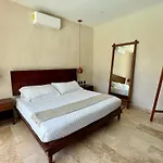 Villa Casa Laak, Luxury Villa, 5 Bedroom 7 Bt, Heated Pool *