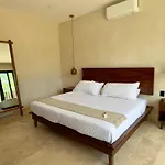 Casa Laak, Luxury Villa, 5 Bedroom 7 Bt, Heated Pool Tulum
