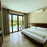 Villa Casa Laak, Luxury Villa, 5 Bedroom 7 Bt, Heated Pool Tulum