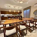 Casa Laak, Luxury Villa, 5 Bedroom 7 Bt, Heated Pool