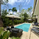 Casa Laak, Luxury Villa, 5 Bedroom 7 Bt, Heated Pool * Tulum