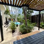 Casa Laak, Luxury Villa, 5 Bedroom 7 Bt, Heated Pool * Tulum