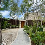 Casa Laak, Luxury Villa, 5 Bedroom 7 Bt, Heated Pool Villa