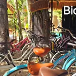 Kin Jungle Deluxe Guest house 4*