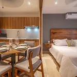 King With Private Balcony, Gym And Rooftop Pool Tulum