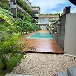 Estudio con Jacuzzi Privado en Xamira