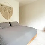 Villa Casa Areca, Awarded Architectural Located In A Secured Gated Community, With Concierge Services *