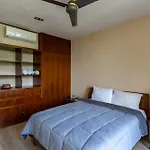 Sapphire - 2 Floors With Private Roof And Pool & Club Access