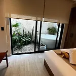 Cozy With A King Size Bed *