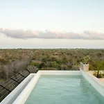New 2 Bed And Bath - - Views To The Jungle Apartment