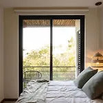 New 2 Bed And Bath - - Views To The Jungle Apartment
