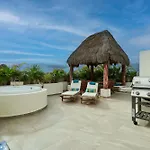 Apartamento Aldea Zama Penthouse With Private Rooftop In Gated Community