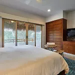 Aldea Zama Penthouse With Private Rooftop In Gated Community Tulum