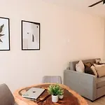 Jungle Suite Ocean View Rooftop, Beach Access!