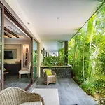 Yoga Friendly 2Br With Direct Olympic Pool Access