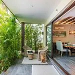 Yoga Friendly 2Br With Direct Olympic Pool Access