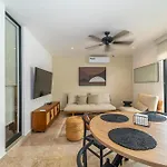 Bright 1 Bd With Balcony * Tulum
