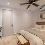 Bright 1 Bd With Balcony Holiday home *
