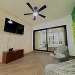 Apartamento Estudio Bohemio Con Jacuzzi Privado Naia B8