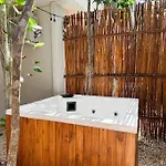 Apartamento Estudio Bohemio Con Jacuzzi Privado Naia B8