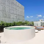Beautiful Downtown Apartamento Tulum