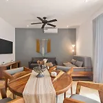 Private Pool1 Full Br 2sofabedsamenities Apartamento