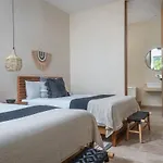 5Br Trendy Villa With Concierge In Aldea Zama