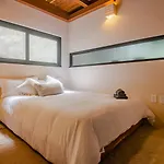Apartamento Bright 2br Loft With Rooftop Pool In Downtown Location