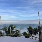 Amana , Front Tulum