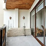 Adora H30 - Luxe W/ Outdoor Tub & Private Cenote Apartamento *
