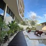 Beautiful Minutes From The * Tulum