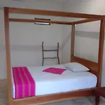 Riviera 5 *