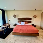 Beautiful Minutes From The * Tulum