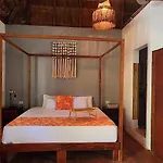 Kin Jungle Deluxe