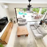 Luxury House Tomanoa - 10pers - 4rooms - Pool - Hotjacuzzi - Speed Wifi -waterfall Villa