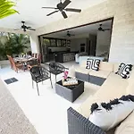 Luxury House Tomanoa - 10pers - 4rooms - Pool - Hotjacuzzi - Speed Wifi -waterfall * Tulum