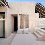 Stylish Mexican Interior Ph- Private Rooftop -gated Community *