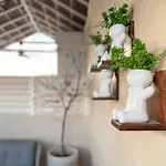 Stylish Mexican Interior Ph- Private Rooftop -gated Community *