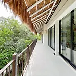 Stylish Mexican Interior Ph- Private Rooftop -gated Community *
