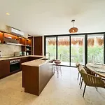 Stylish Mexican Interior Ph- Private Rooftop -gated Community