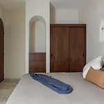 Holiday home Divine House With Private Roof And Pool Only 1km From The Tulum