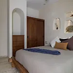 Divine House With Private Roof And Pool Only 1km From The Holiday home *