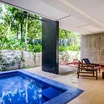 Location And 3 Pools Tulum