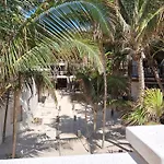 Azucar Hotel 3*