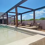 Hotel Azucar