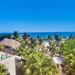 Azucar Hotel