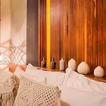 Romantic Garden W Private Pool Access Apartamento *