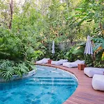 Romantic Garden W Private Pool Access Apartamento *